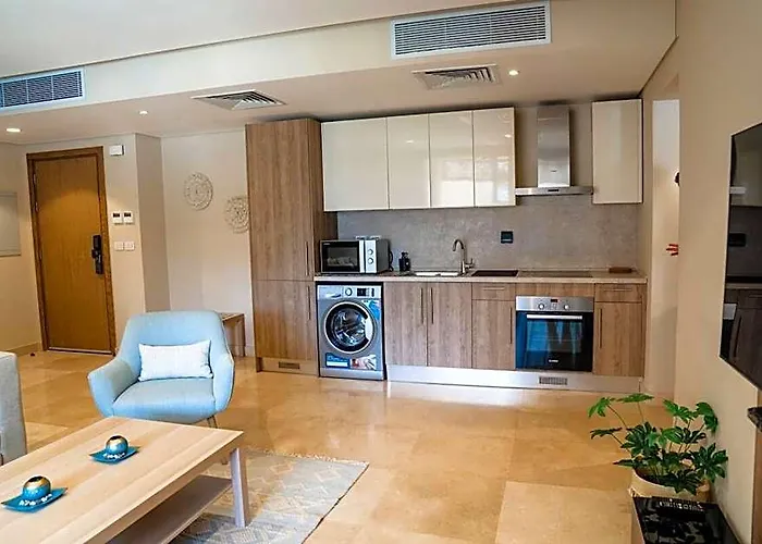 Mangroovy Magic Poolview 1br In Beachfront Complex 酒店 洪加達