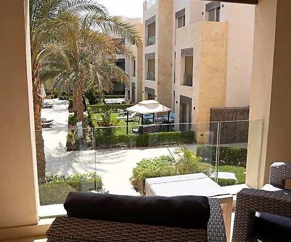 Mangroovy Magic Poolview 1br In Beachfront Complex 酒店 3*