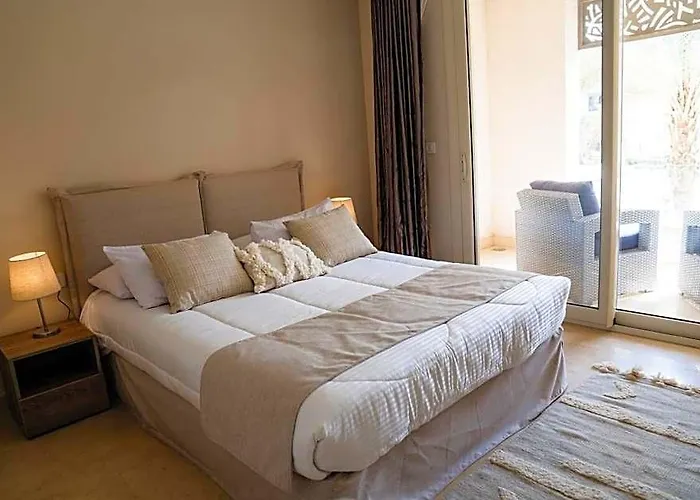酒店 Mangroovy Magic Poolview 1br In Beachfront Complex