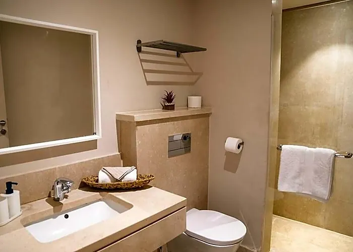 Mangroovy Magic Poolview 1br In Beachfront Complex 酒店 3*