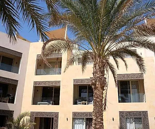 Mangroovy Magic Poolview 1br In Beachfront Complex 酒店 洪加達